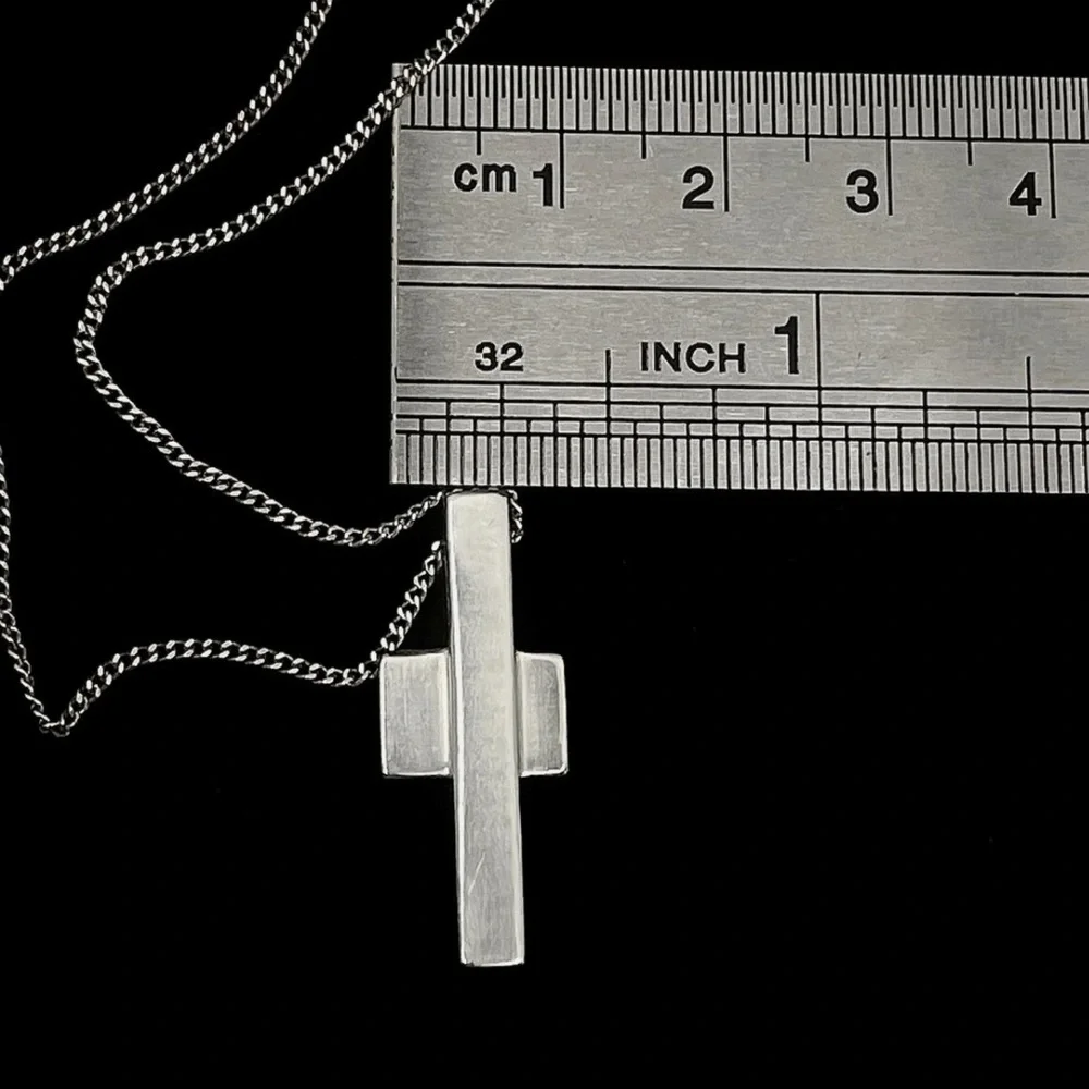 GUCCI RARE Cross Necklace 😇